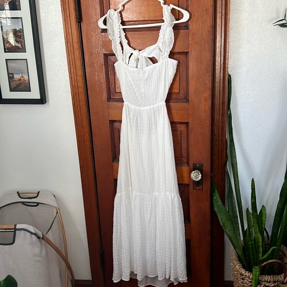 White Lush cut out tie back dress
